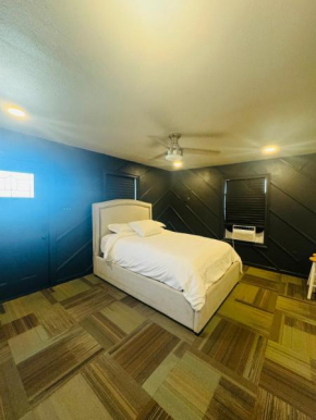 Hidden Gem near Downtown fort Sam and The Pearl